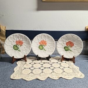 Bassano, Italy Ceramic Geranium Embossed Decorative Plates #1035/21 Set of 3